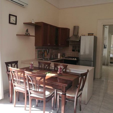 דירות נאפולי Residenza Storica Tarsia מראה חיצוני תמונה